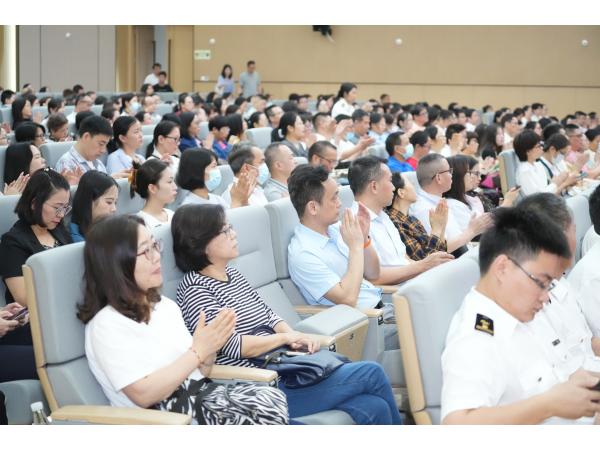 “海關(guān)高級認證企業(yè)政策解讀會”順利召開